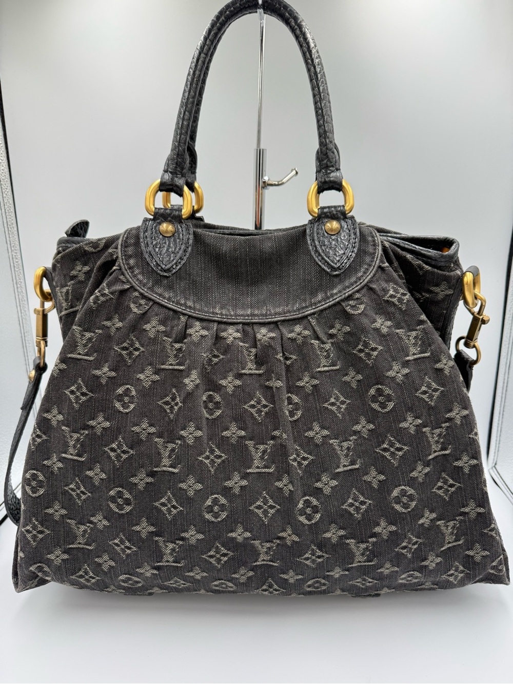Louis Vuitton Black Monogram Denim Neo Cabby Tote with Detachable CB Strap - Picture 3 of 14